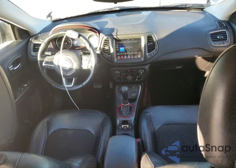 2019 Jeep Compass Trailhawk z USA, uszkodzony, nr VIN 3C4NJDDB9KT721509